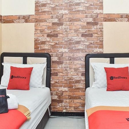 Reddoorz At Omah Wetan Sawojajar Malang Otel Dış mekan fotoğraf