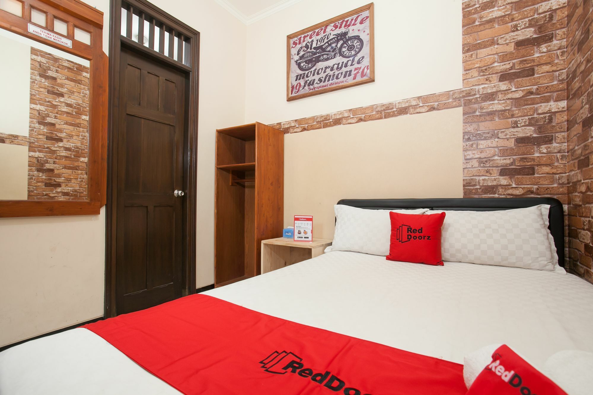 Reddoorz At Omah Wetan Sawojajar Malang Otel Dış mekan fotoğraf