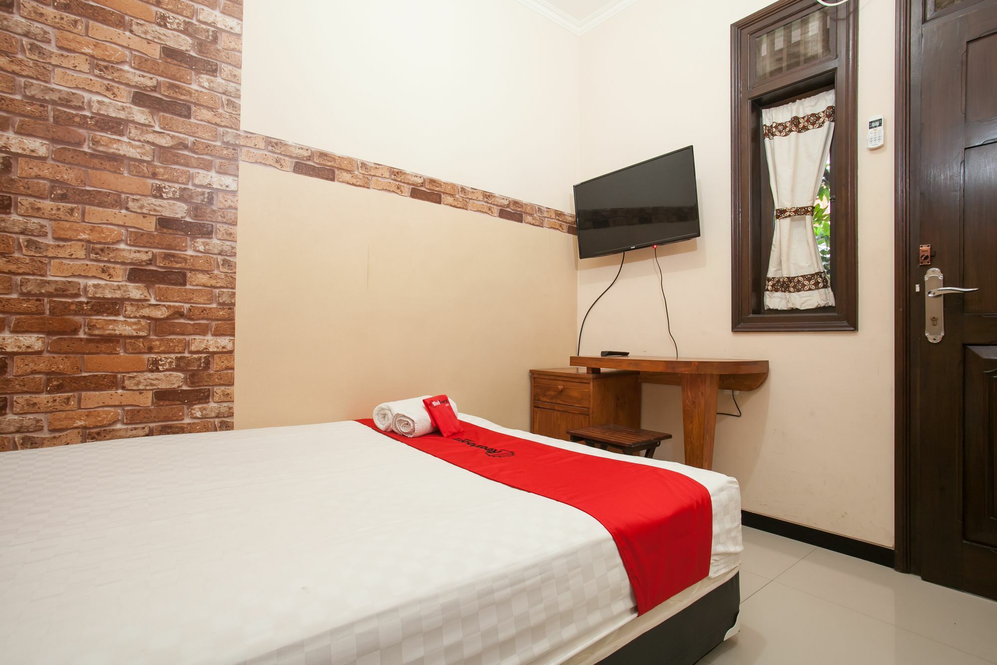Reddoorz At Omah Wetan Sawojajar Malang Otel Dış mekan fotoğraf