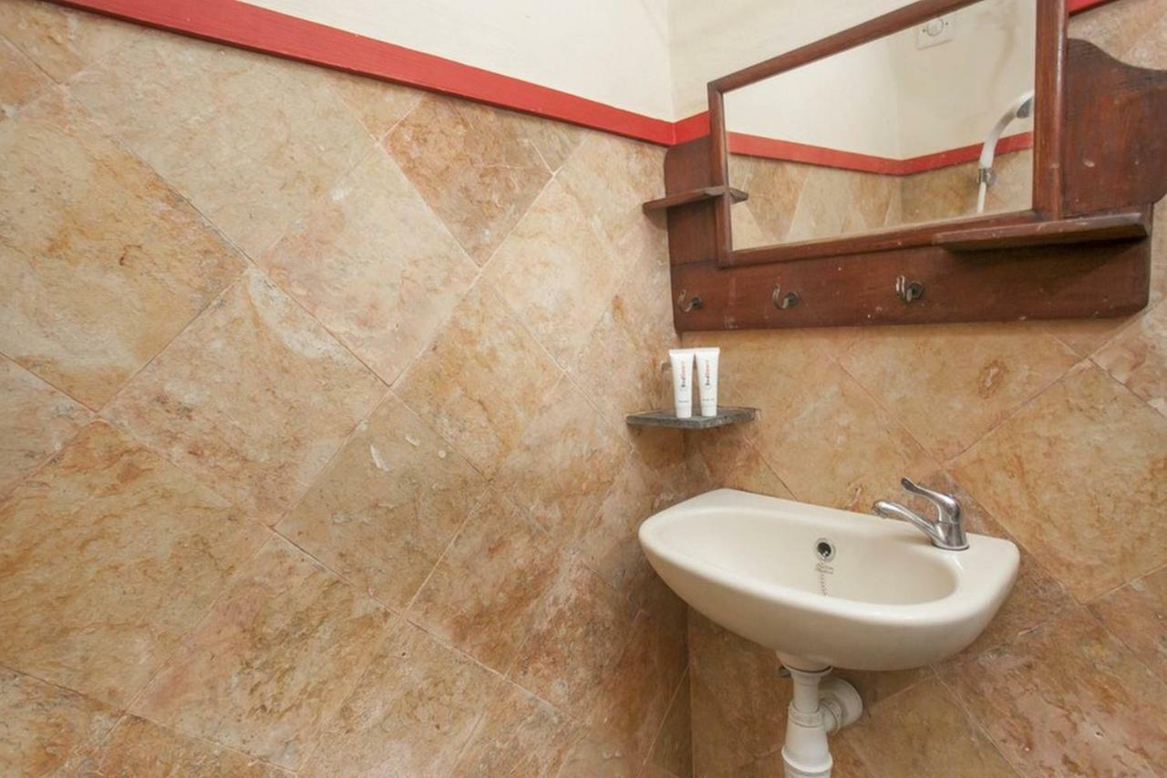 Reddoorz At Omah Wetan Sawojajar Malang Otel Dış mekan fotoğraf